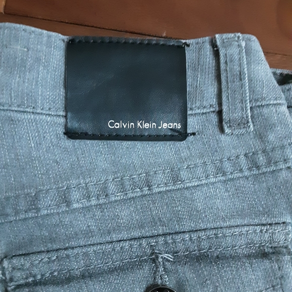 CALVIN KLEIN GIRLS STRAIGHT GREY JEANS US 8 - Picture 4 of 6
